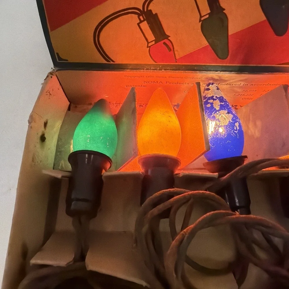 VINTAGE 20's-30's NOMA DECORATIVE LIGHTING OUTFIT MAZDA LAMPS ORIGINAL BOX